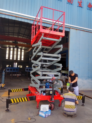 Aerial working indoor/outdoor mobile scissor lift platform