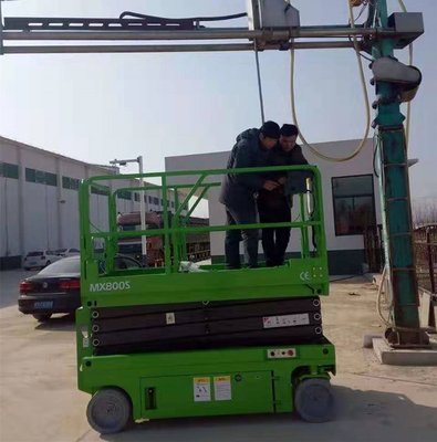 Mobile Scissor Table Self Propelled Work Platform Anti Skid Dc24v Battery