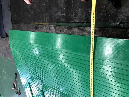 Telescopic Lip Dock Leveler Hydraulic Loading Dock Leveler For Thermal Insulation Factory Warehouse